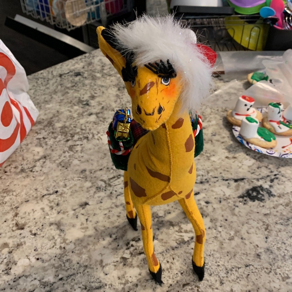 Annalee Christmas Giraffe